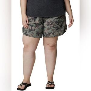Columbia Bogata Bay Omni-Shade Stretch Ins. 6 Court Short, Camo, XL
